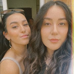Meet your Poshers, Felicia & Alexa